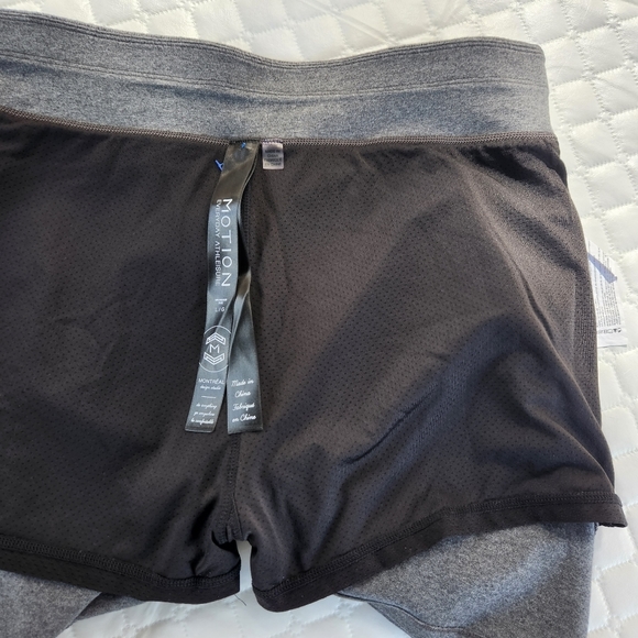 Motions Tennin Golf Womens Shorts - Picture 7 of 8